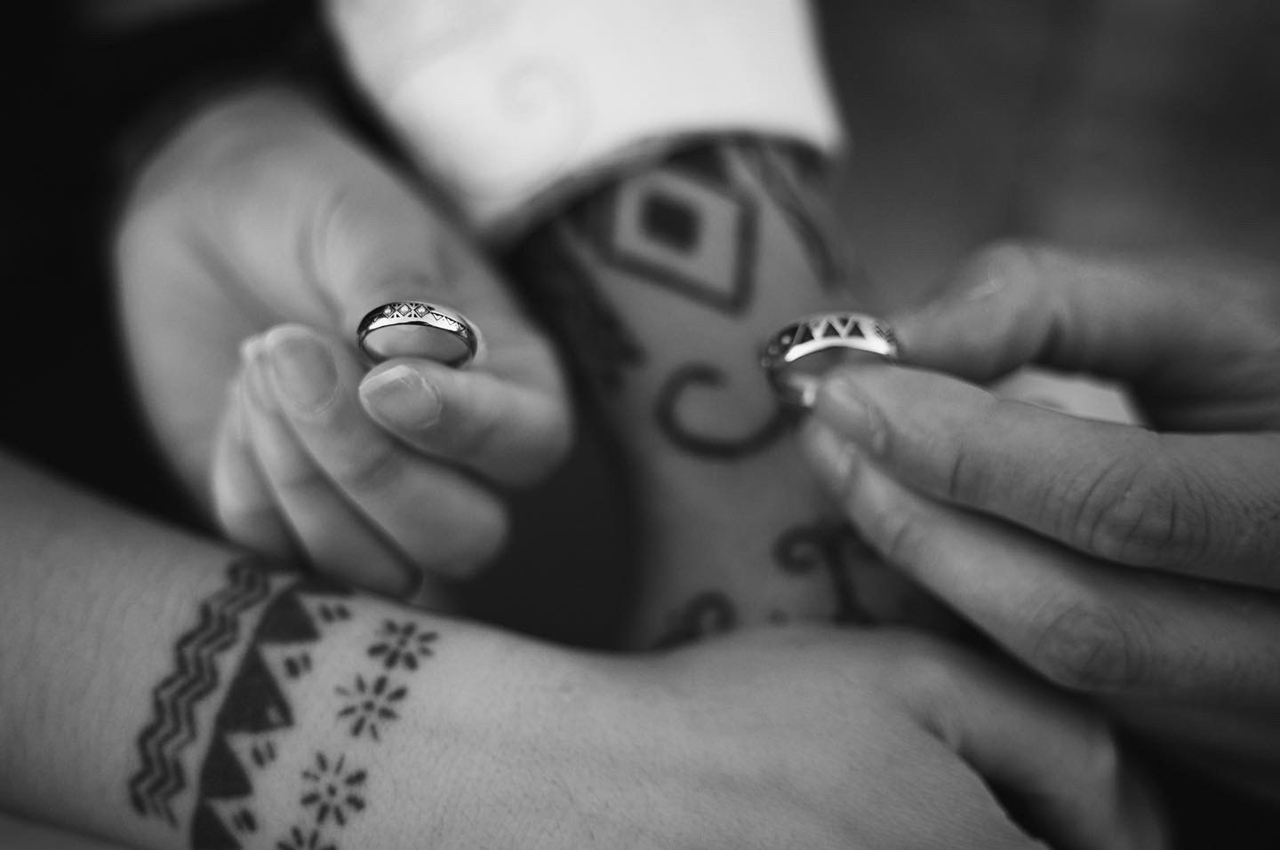 Custom Batok Filipino Tribal Tattoo Wedding Rings with Seed Pearls_Photo by Lessie Blue Photography